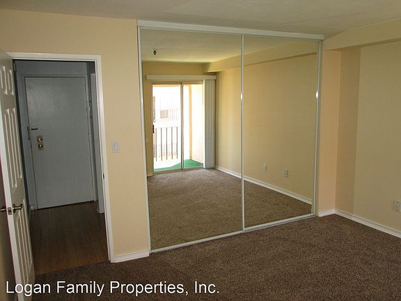 5th image of 4730 Noyes St APT 317