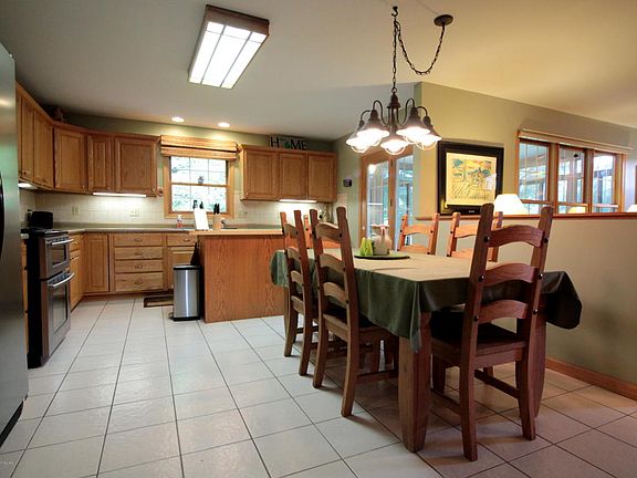 4th image of 127 Mesa Verde Dr