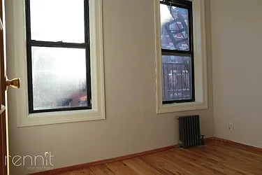 Rented by Rennit Inc.