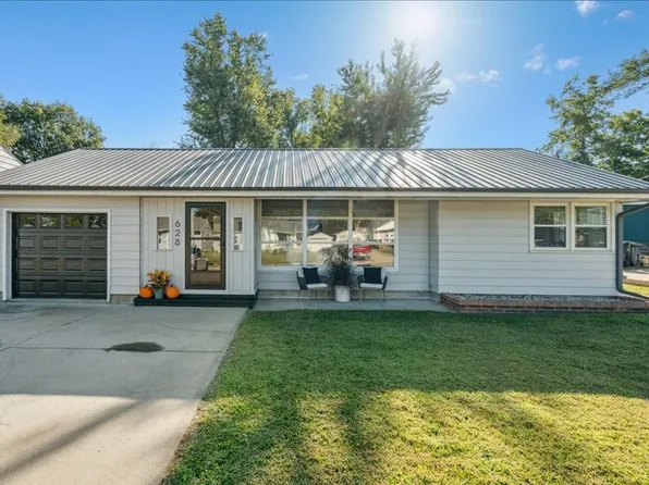 628 34th St SE, Cedar Rapids, IA 52403