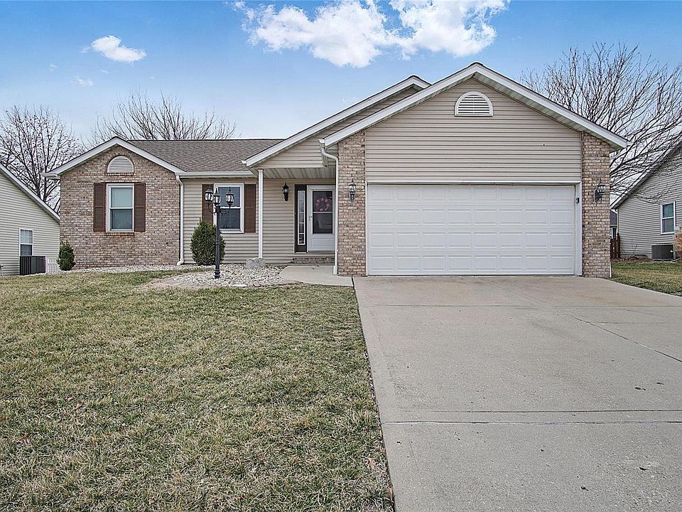 1st image of 48 Jennifer Dr