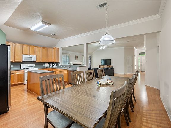 4th image of 2819 Muirwood Ct