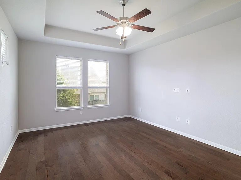 724 Kingston Pl — Photo 14