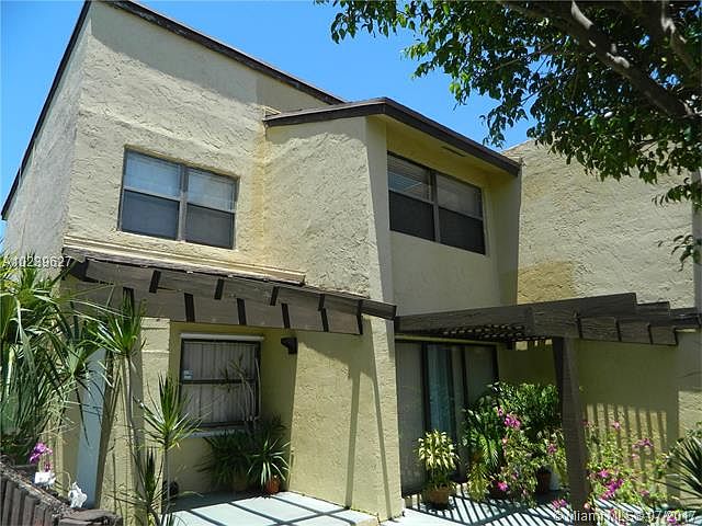 1st image of 9980 NW 9th St Cir APT 101