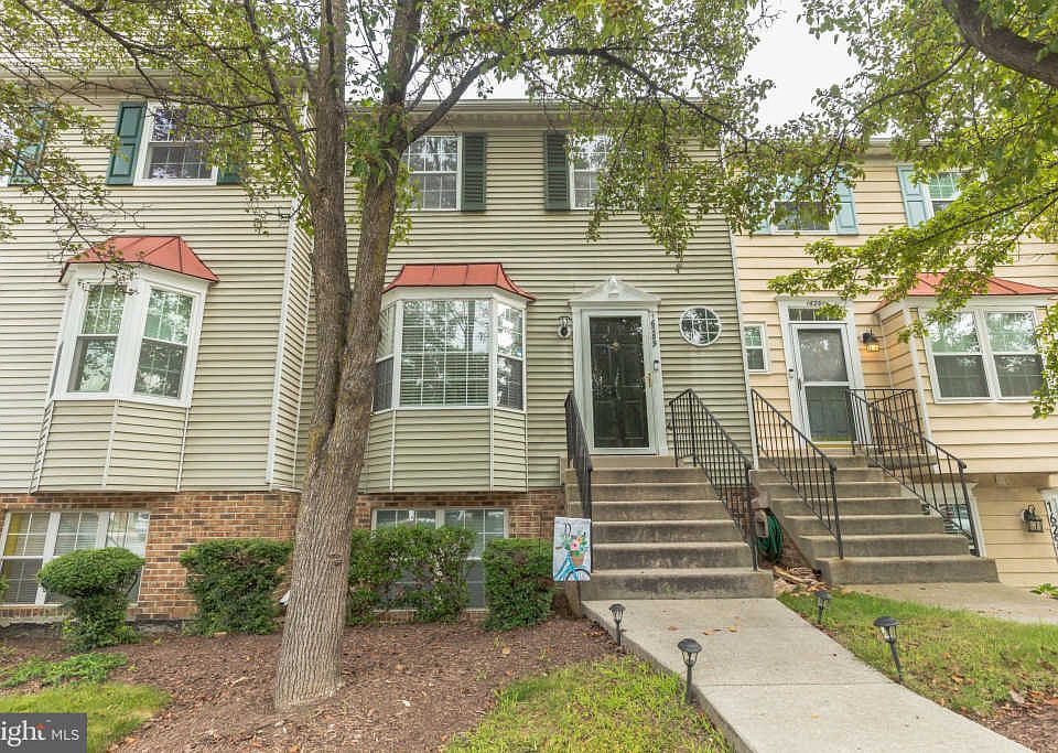 1st image of 16289 Taconic Cir #91B