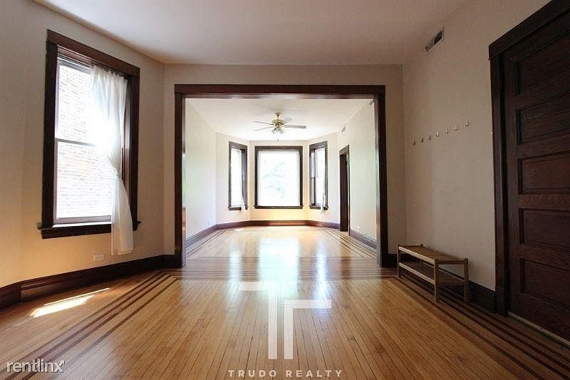 1st image of 3104 W Fullerton Ave #2