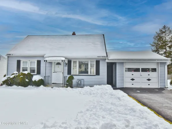 2654 Hermitage Ave, Easton, PA 18045