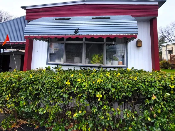 4 Keystone Rd, Reading, PA 19606