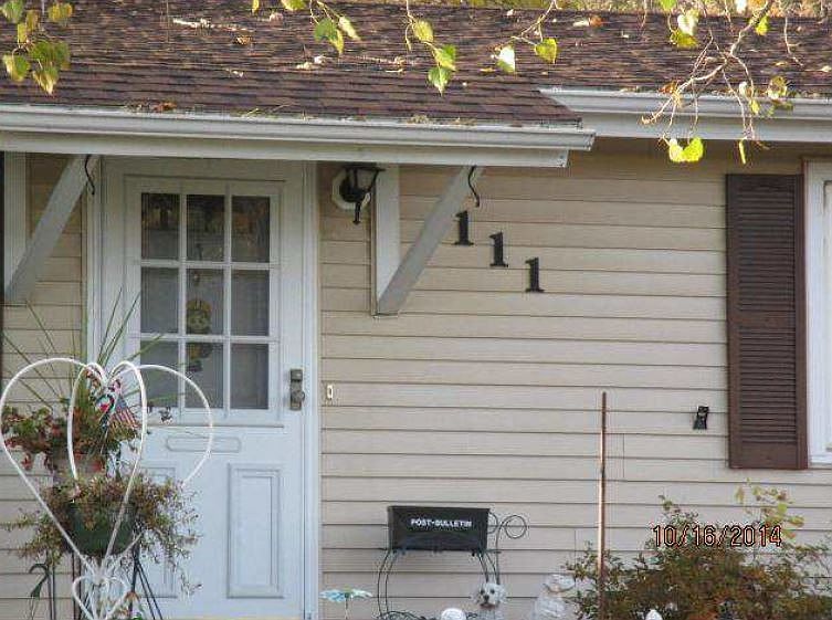 2nd image of 111 Everett Ave NW