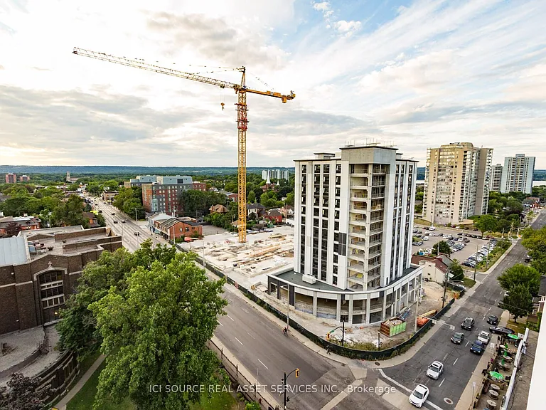 15 Queen St S #1105 — Photo 10