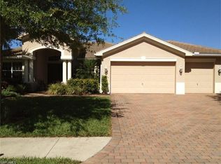 306 Saddlebrook Ln, Naples, FL 34110