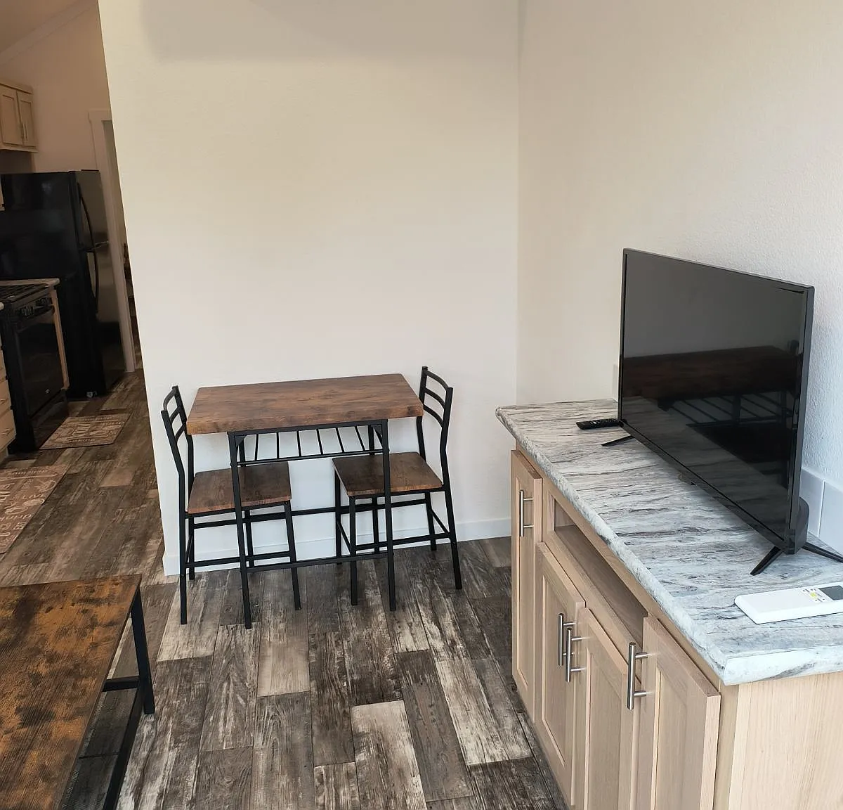 1 bed, 399 sqft, $1,150 — Photo 2
