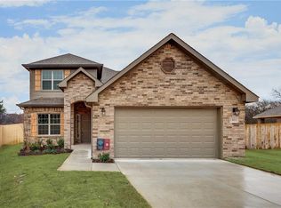 1801 Bersano Ave, Gainesville, TX 76240