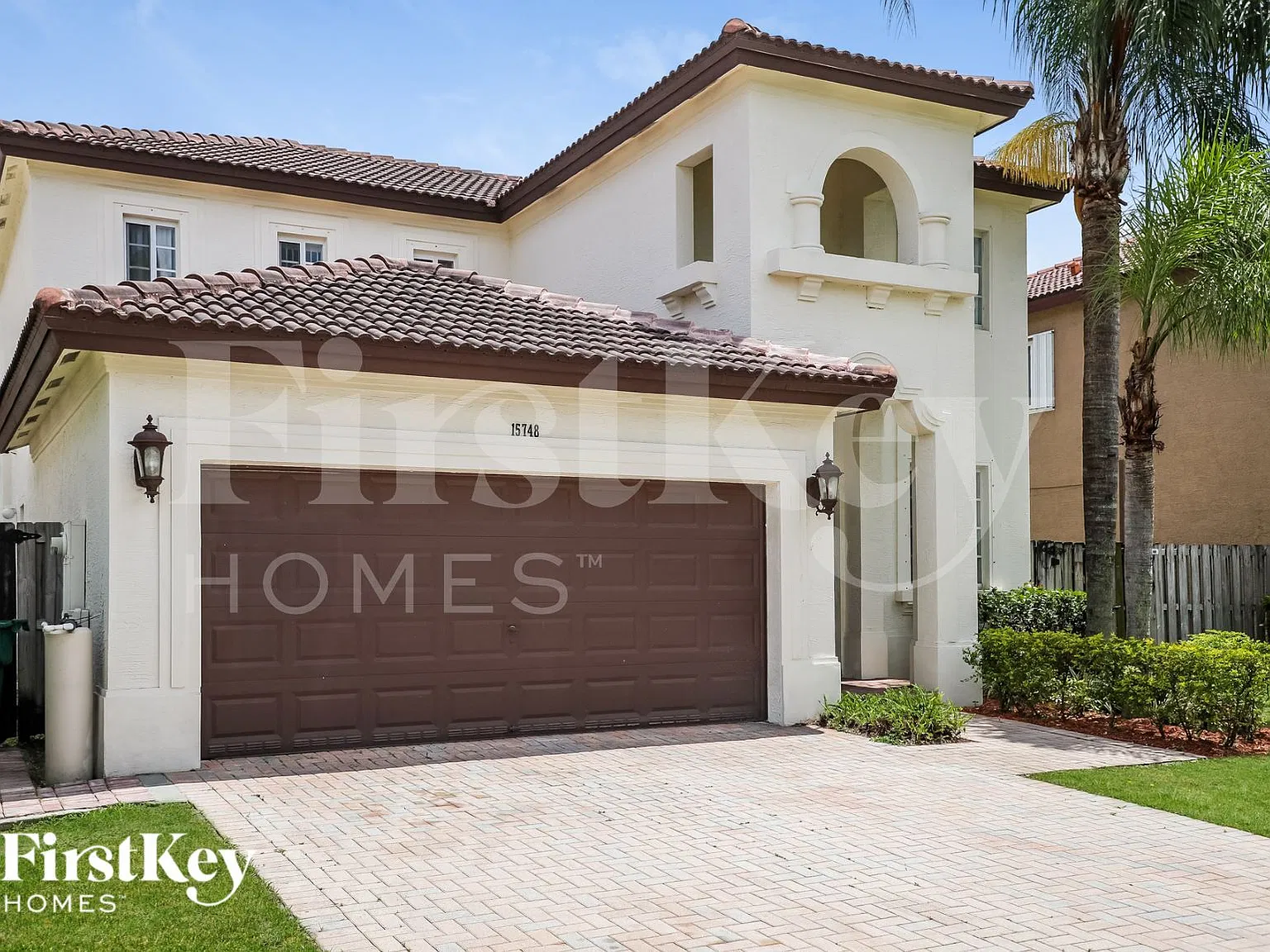 4 bed, 3.0 bath, 2174 sqft, $3,960 — Photo 2