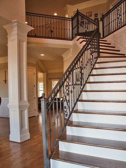 2nd image of 9740 Amethyst Ln