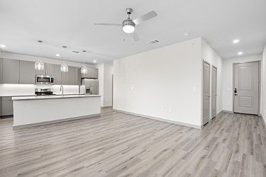 3rd image of 5650 Bois D Arcade Rd #5104
