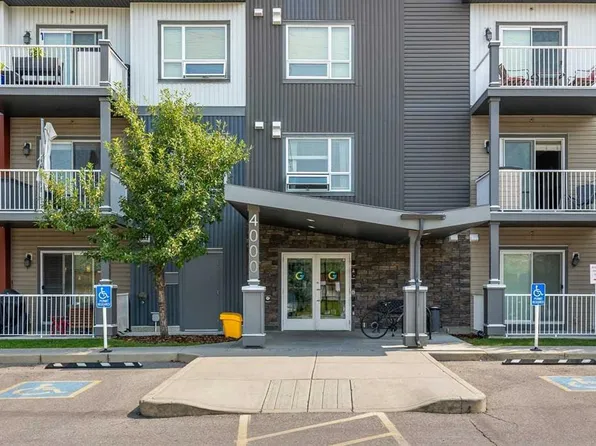 5305 E 32nd Ave SW #4201, Calgary, AB T3E 8A2