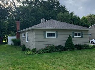 6314 Nelwood Rd, Parma Heights, OH 44130