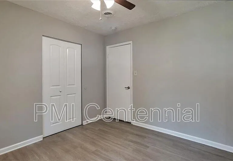484 Evergreen Dr — Photo 16