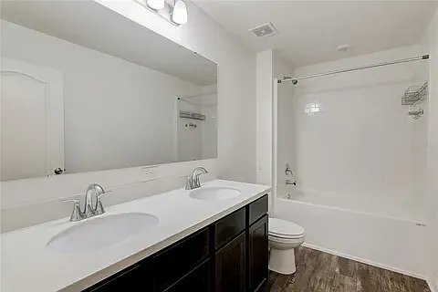 4602 Reisswood Loop — Photo 15