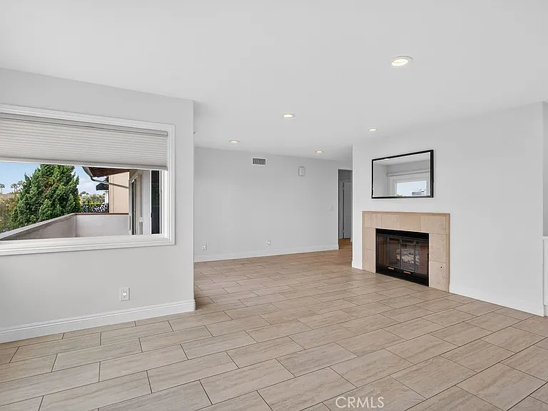 720 Emerald Bay — Photo 12