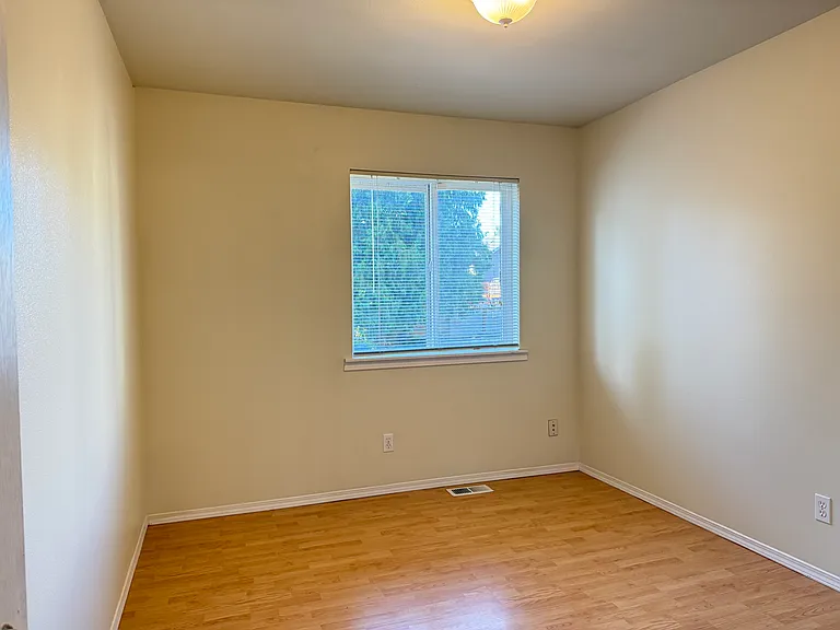 6350 24th Ave SW — Photo 13