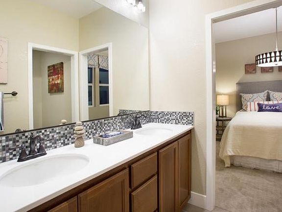 3rd image of 5132 Julia Berger Cir