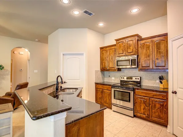 11610 Joyce Ln, Greenville, TX 75402