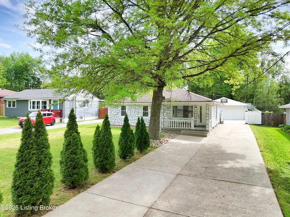 6907 Triangle Dr, Louisville, KY 40214
