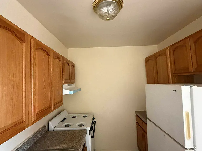 4360 Baychester Ave #4E — Photo 7