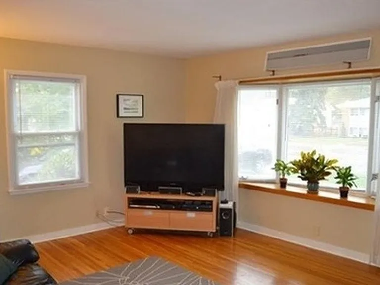 8229 Nicollet Ave S — Photo 11