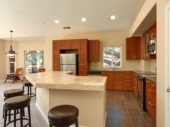 4th image of 2608 Osborne Ave