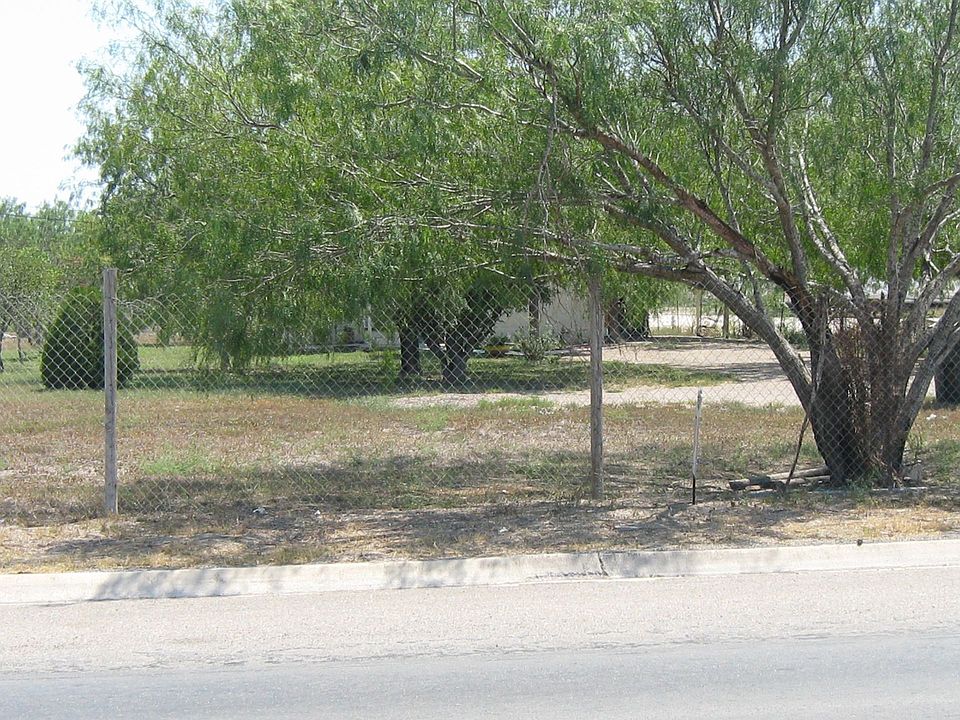 2nd image of 9501 S Jackson Rd