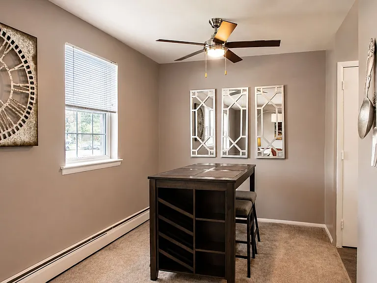 Camp Hill Plaza Apartment Homes — Photo 7