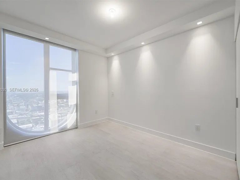700 NE 24th St #5107 — Photo 87