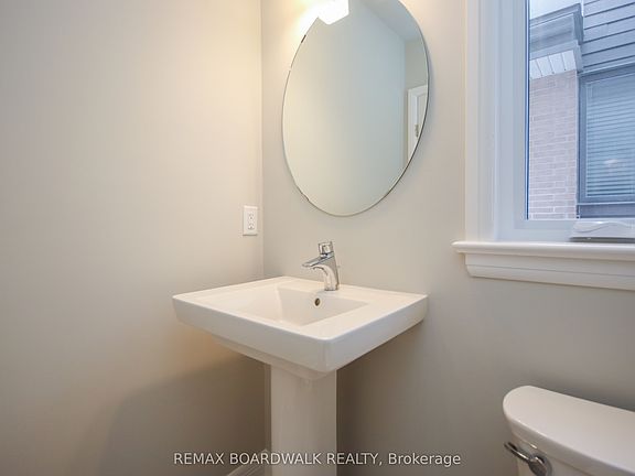 5th image of 74 Michael Stoqua St
