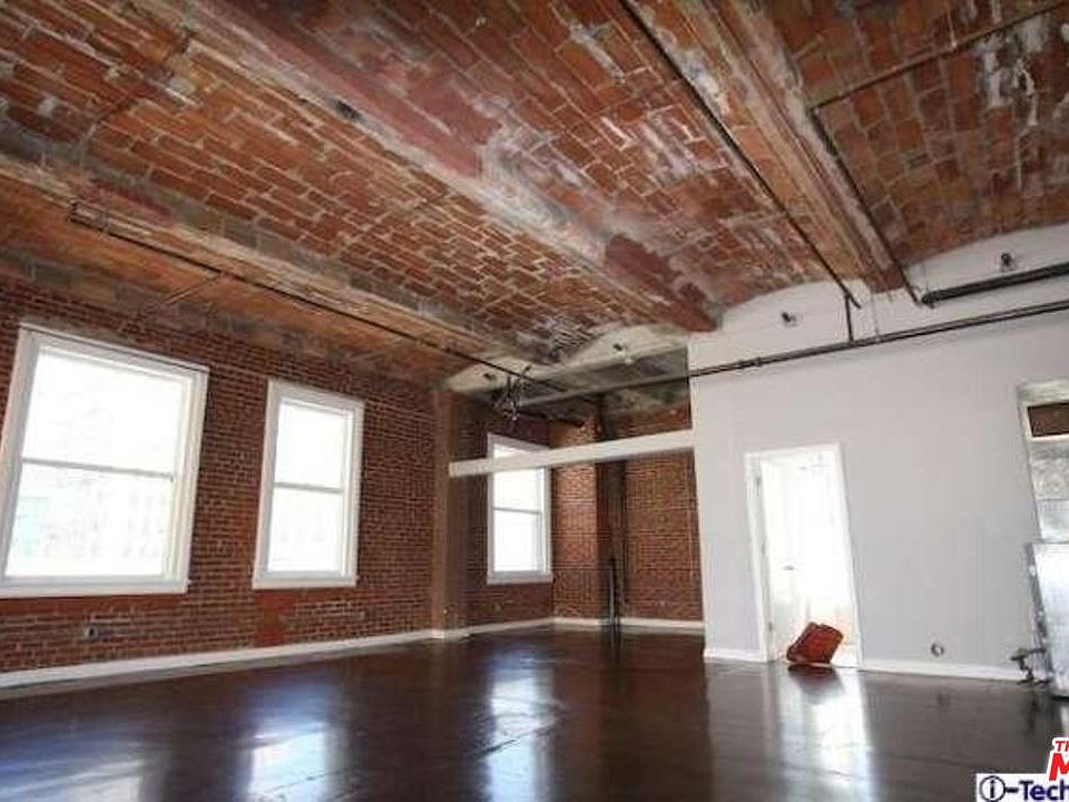1st image of 215 W 7th St APT 1311