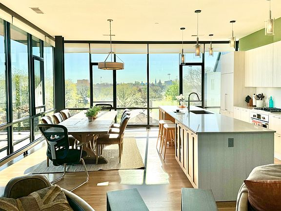 5th image of 147 N Euclid Ave #404