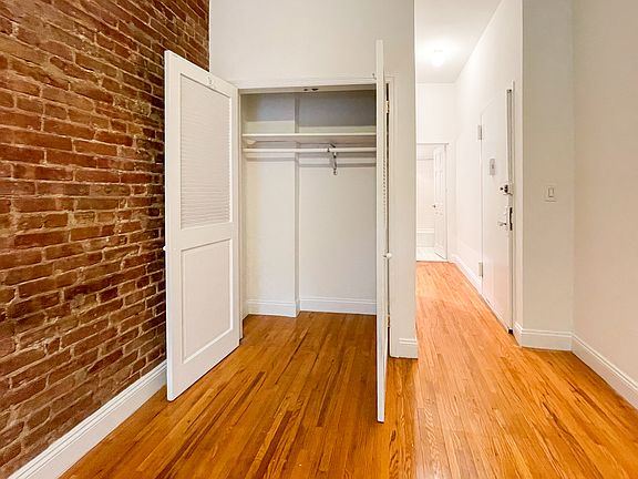 4th image of 355 E 87th St #A