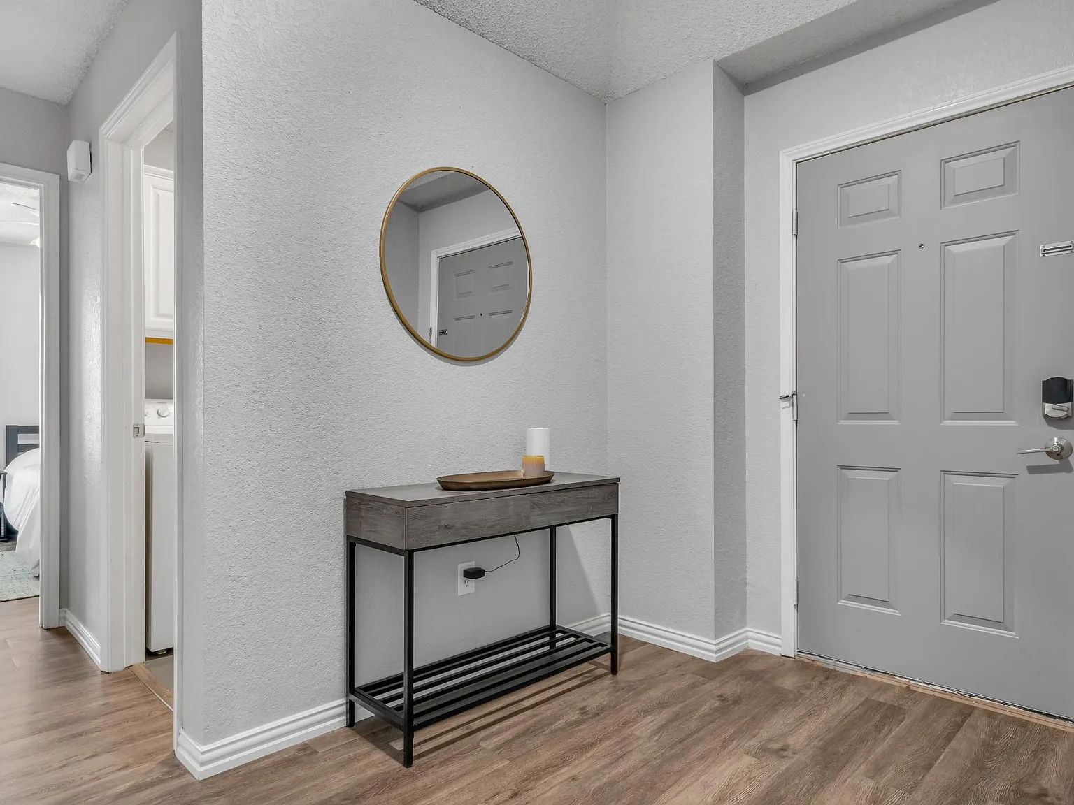 501 Kelley Ct — Photo 4