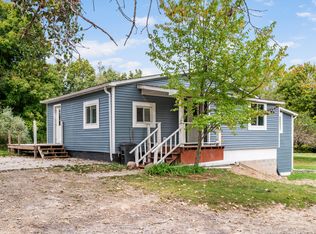 2826 Woods Rd, Ionia, MI 48846