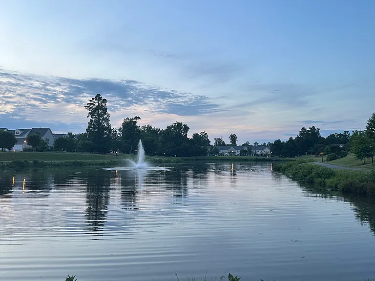 Christopher Dr — Photo 3