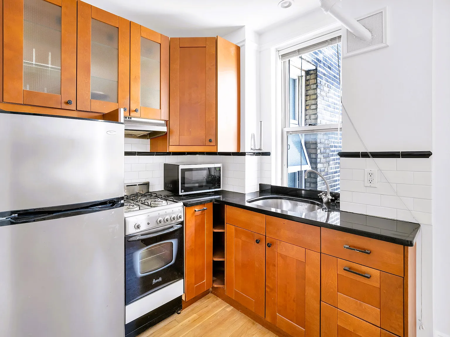 139 West 82nd Street — Photo 4