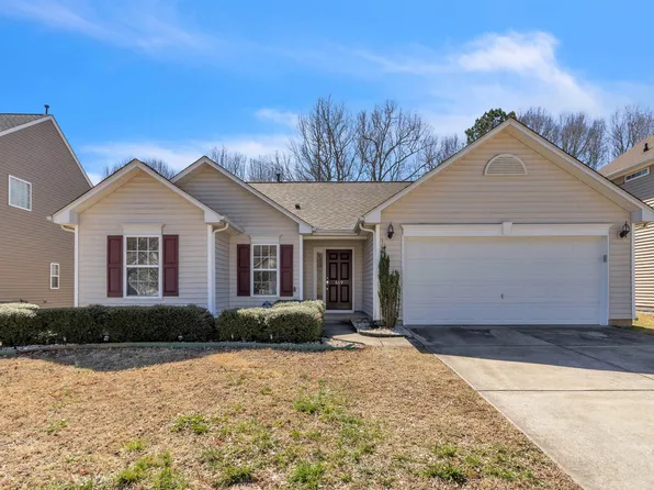 669 Timber Walk Dr, Simpsonville, SC 29681