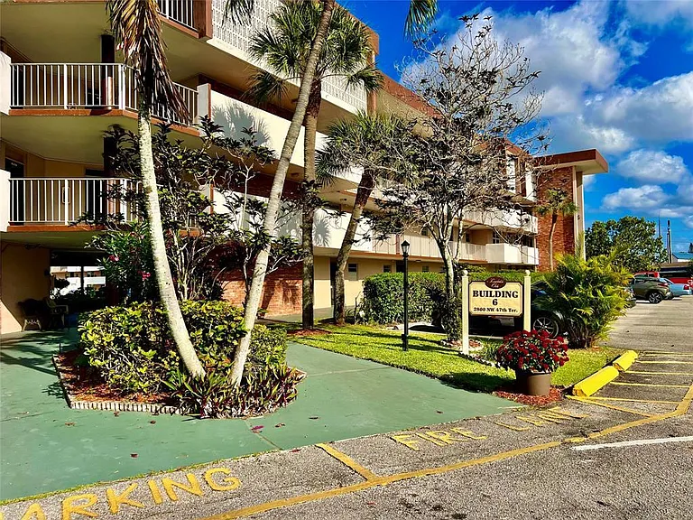 2800 NW 47th Ter #106B — Photo 38