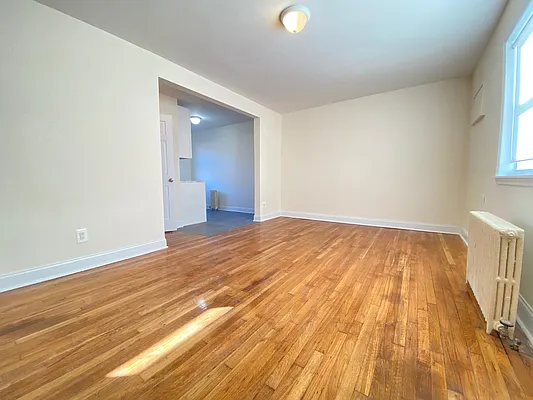 Rented by Contact Realty | media 2
