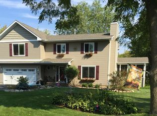 4233 Elm Rd, Gurnee, IL 60031