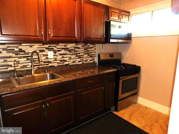 7730 Penbrook Pl, Landover, MD 20785