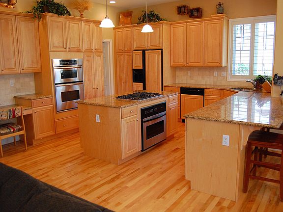Spacious Kitchen