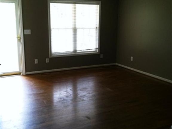 5th image of 3524 Hezekiah Dr